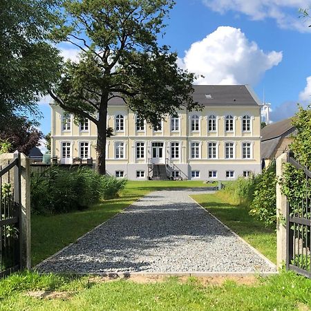 Ferienwohnungen Herrenhaus Gut Oestergaard Steinberg  Εξωτερικό φωτογραφία